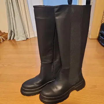 안티카 블랙 가죽 사이드 고어 부츠 1회 착용