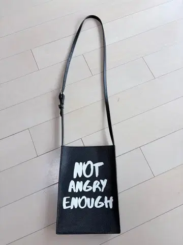 2021 리미티드 에디션 intoxic. 숄더백