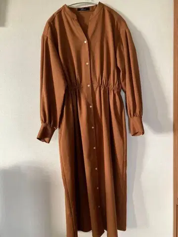 Rosso 브라운 셔츠 원피스 긴팔 페미닌