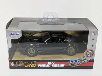 JADA 1/32 폰티악 파이어버드 T탑 1977