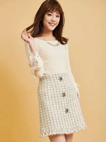 빅 비쥬 장식 트위드 스커트