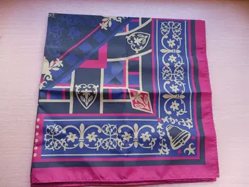 트위스테 노블벨 칼리지풍 스퀘어 스카프