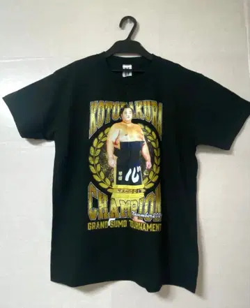 스모 코토오자키 관장 마쿠우치 우승 기념 T셔츠