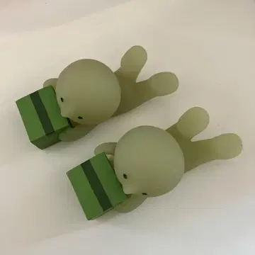 스미스키 Moving 콜로브스키 2체