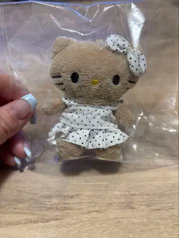 로리즈팜 Me 화이트 도트