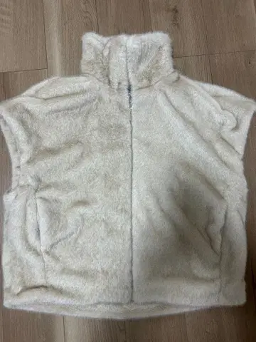 여성용 인조 모피 베스트 크림색