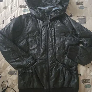 adidas 블랙 다운 자켓 L