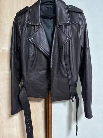 BANANA REPUBLIC 다크 브라운 가죽 M