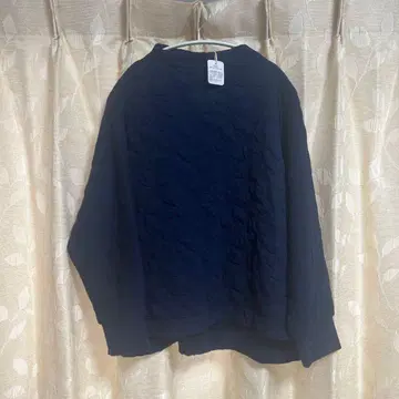 네이비 퀼팅 크루넥 트레이닝복 미사용 새상품