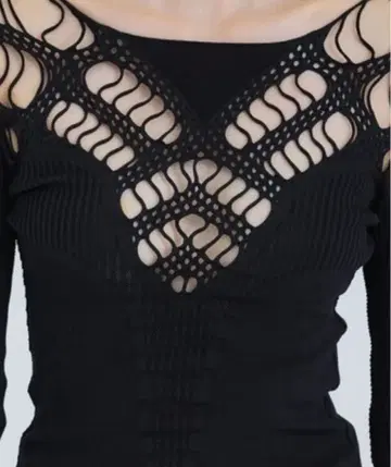 mukasa/무카사 홀 레이스 니트 풀오버 Black