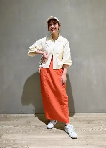 [ 미사용 새상품 ] 크롭 ZIP 가디건 화이트