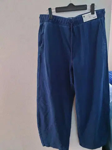 GU 데님 맨투맨 배럴 레그 팬츠 Q