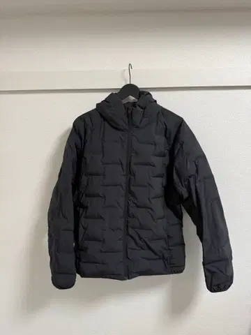UNIQLO PUFFTECH 다운 자켓 XL 블랙
