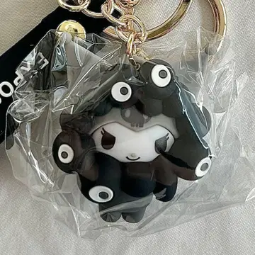 EXPO2025 만국 박람회 한정판 블랙 산리오 미야쿠미야쿠 키링 쿠로미