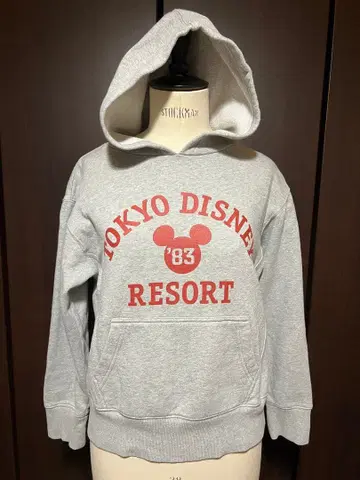 도쿄 디즈니 리조트 후드티 '83 그레이
