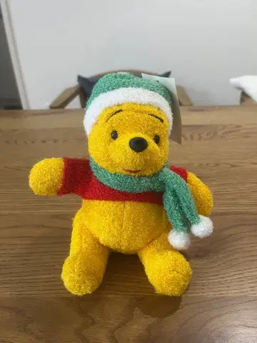 [ 새상품급 ] 곰돌이 푸 크리스마스 봉제 인형