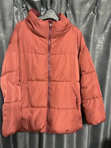 어스 뮤직&에코로 리버서블 충전솜 다운 자켓 와인