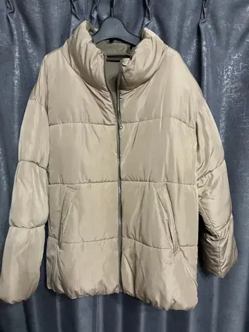 어스 뮤직&에코로 리버서블 충전솜 다운 자켓 베이지