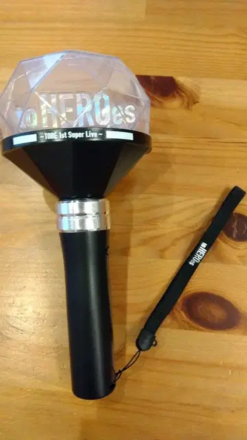 To HEROes 응원봉 블랙 스트랩 포함