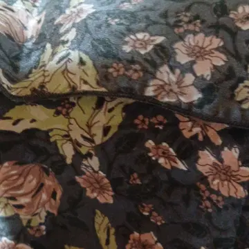 메종드소일의 실크 숄