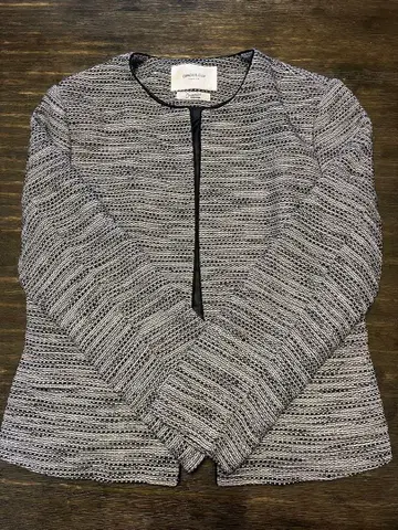 OPIQUE 노카라 자켓 블랙 화이트