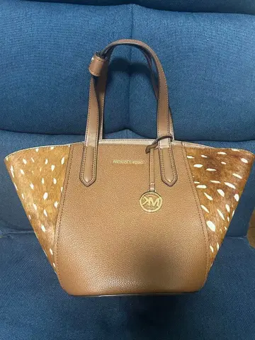 마이클코어스 가죽 송치 핸드백 주름