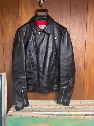 시착만 한 상품 루이스 레더 라이트닝 42 양가죽