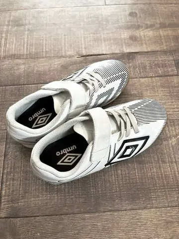 umbro 풋살화 화이트/블랙 21cm