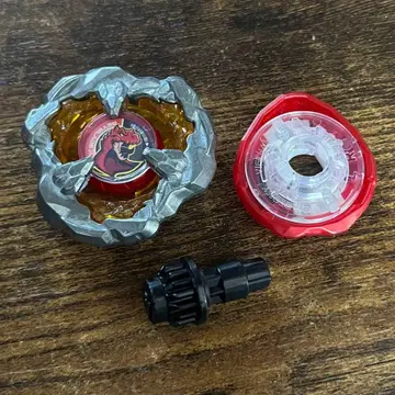 [ 새상품 ] 베이블레이드 X 티라노로아 1-70L 오8