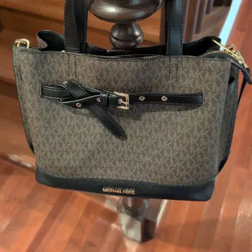 컨디션 최상 MICHAEL KORS 모노그램 숄더백 2way