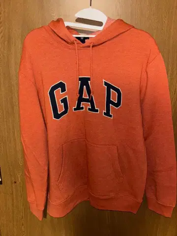 GAP 오렌지 후드티 L 사이즈 맨투맨 자수 로고