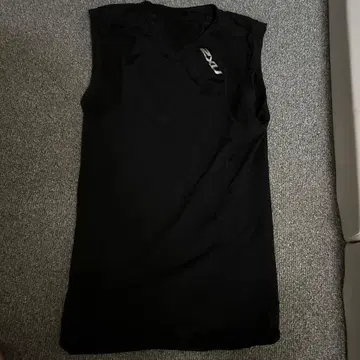 2XU PWX 컴프 상의