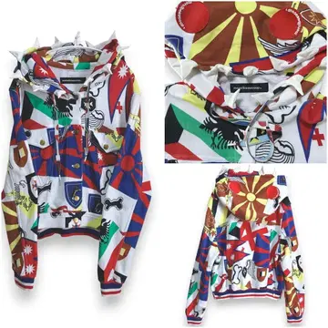 [ mercibeaucoup ] 메르시보쿠 스파이크 후드 플래그 후드티