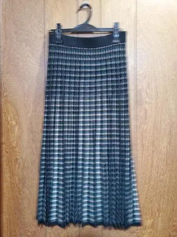 로즈 티아라 니트 스커트 체크 무늬 플리츠 롱 스커트