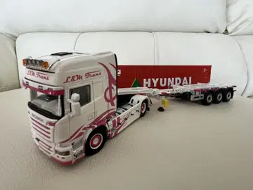 WSI SCANIA STREAMLINE 40FTCONTAINER