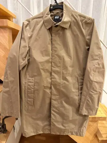 헬리한센 스텐카라 코트