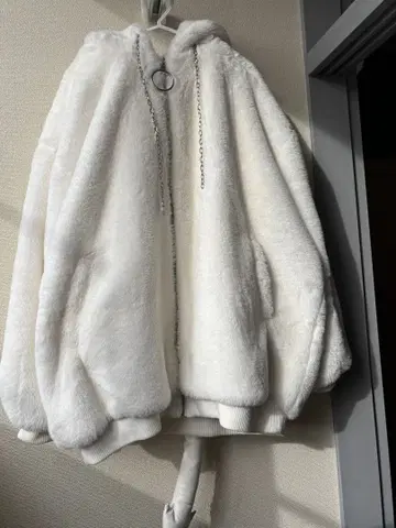 REFLEM x Kuromi 퍼 자켓