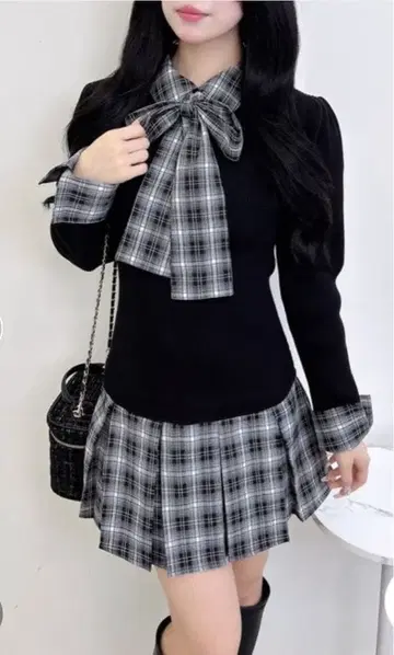 INGNI 체크 무늬 보타이 셔츠 도킹 니트 원피스 블랙