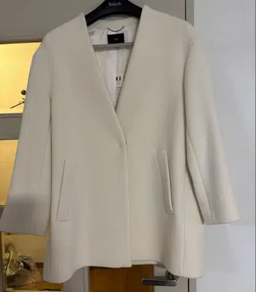 23구 아이보리 노카라 자켓
