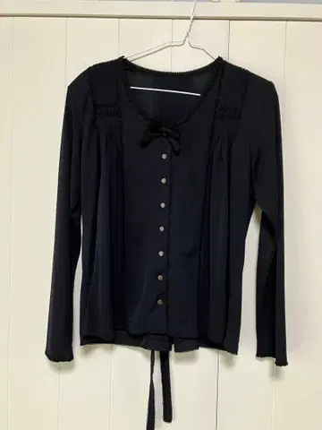 카네코 이사오 폴리에스테르 긴팔 블라우스 블랙