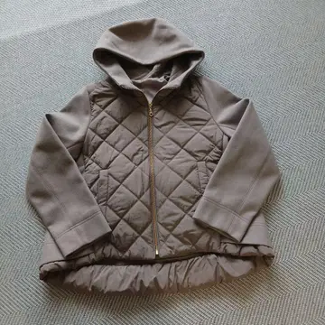 후드 부착 그레이 퀼팅 자켓 M 사이즈