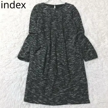 인덱스 니트 원피스 멜란지 패턴 플레어 소매 A라인 엘레강트 블랙