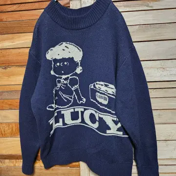 PEANUTS 저널 스탠다드 스누피 니트 스웨터 별주