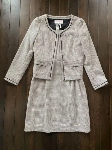 포멀 슈트 자켓과 스커트 원피스 세트