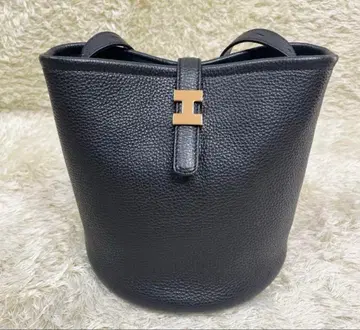 컨디션 최상 이아쿠치 테아 버킷 숄더백 블랙