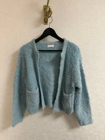 ballsey 아크릴 알파카 퍼 숏 가디건