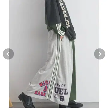 limeinc 라임잉크 이소재 라인 테이프 로고 프린트 롱 스커트