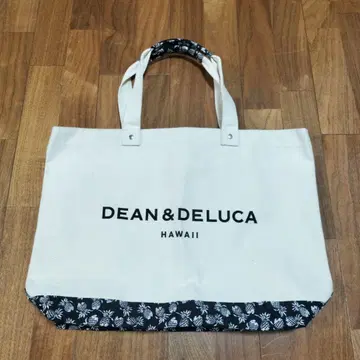 하와이 한정품 DEAN & DELUCA 토트백 하단 파인애플 패턴