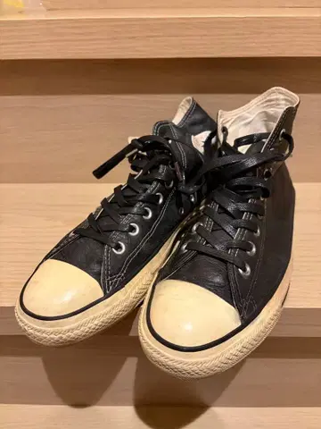 컨버스 블랙 레더 스니커즈