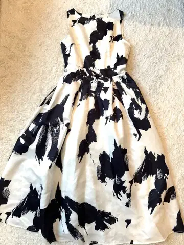 FEIINVAN 새상품! 여배우 스타일 플라워 프린트 슬리브리스 원피스